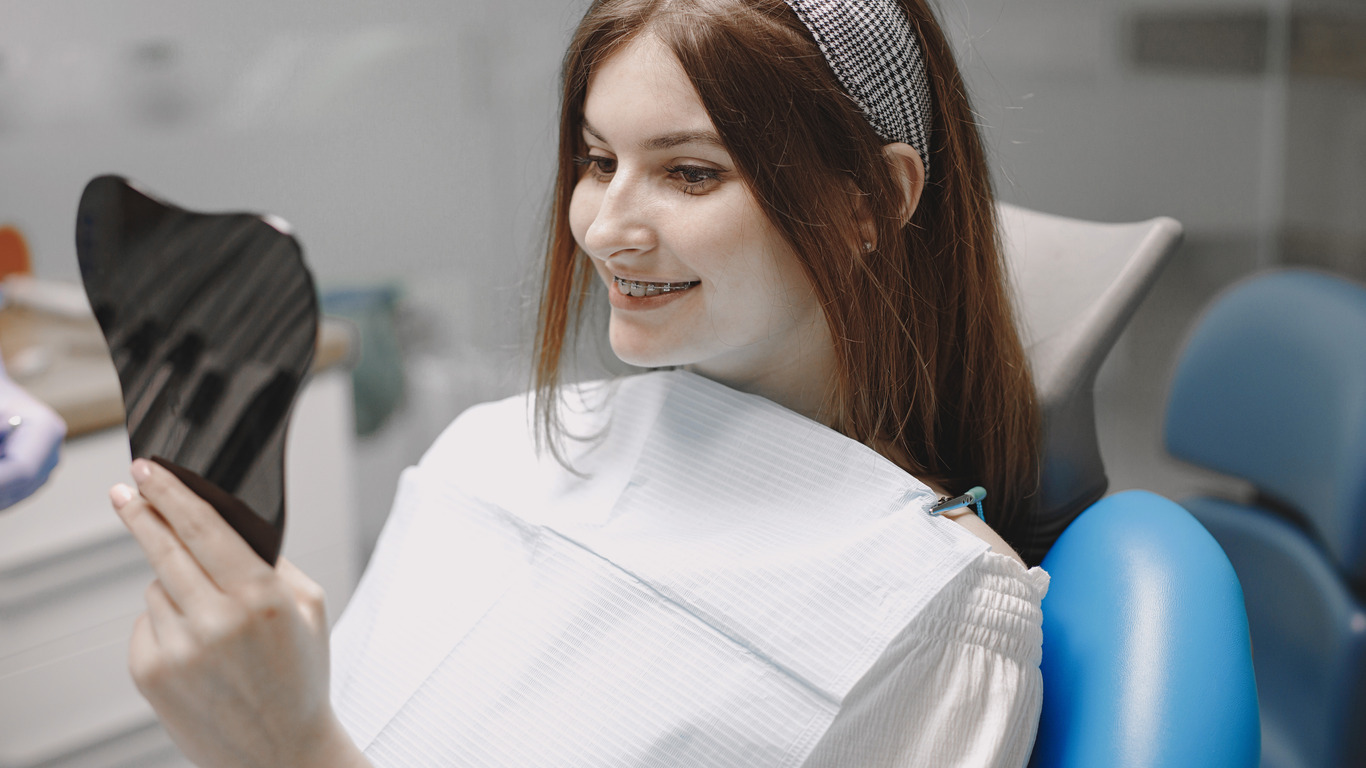 Why Wearing Your Retainers After Orthodontic Treatment Is So Important